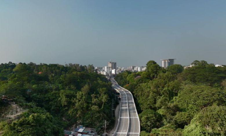 double mooring area Image