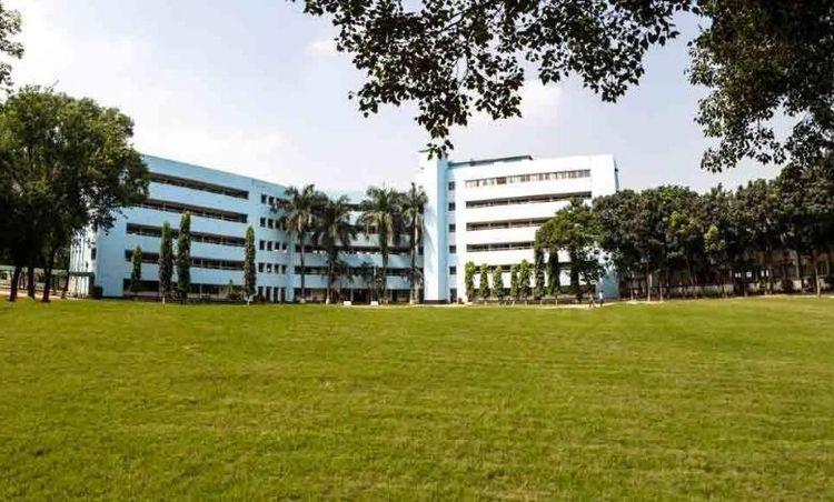 adamjee cantonment public school Image