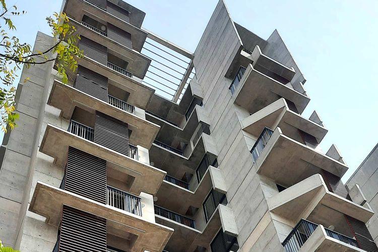 শ্যামলী লোকেশনে Anwar Landmark Majestic প্রজেক্ট