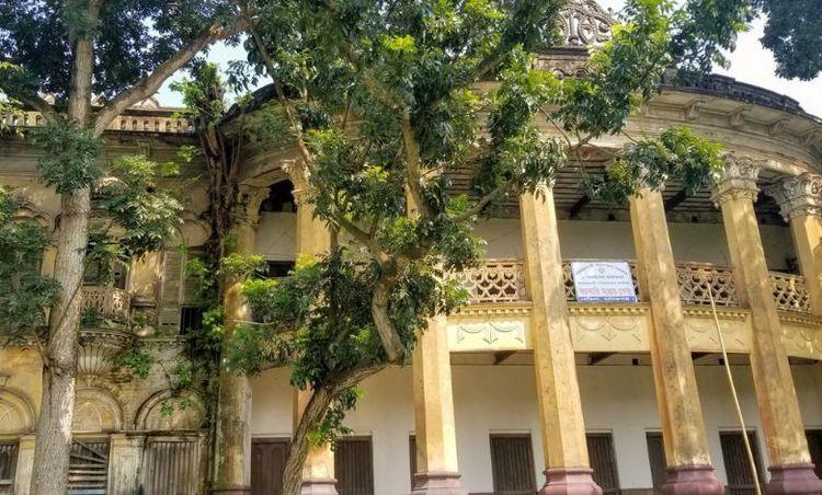 betila jomidar bari Image