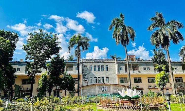 rajshahi medical college and hospital এর ছবি