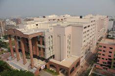 North South University Basundhara R/A