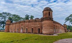 the mini sculpture of shat gombuj mosque Moylapota
